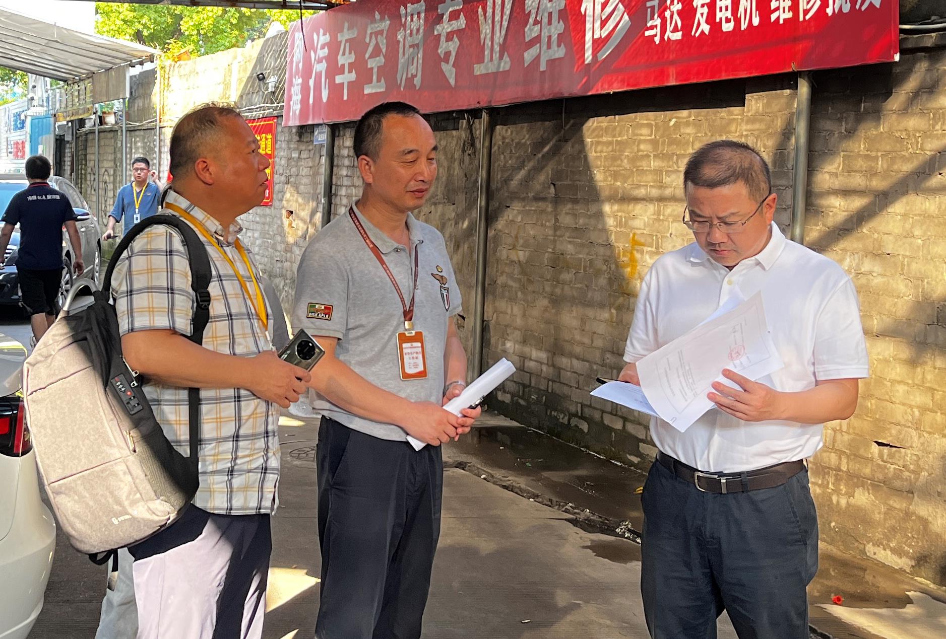 集團(tuán)黨委委員、紀(jì)委書記陳小偉帶隊(duì)檢查 面粉公司安全生產(chǎn)工作
